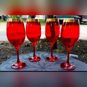 New in Box Never Used Stem Wine Glasses